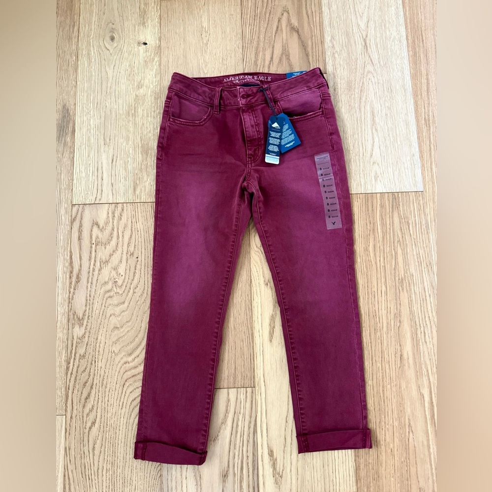 2/$15 NWT AMERICAN EAGLE Denim Jegging Crop Pants, Berry Colour, Size 8 regular